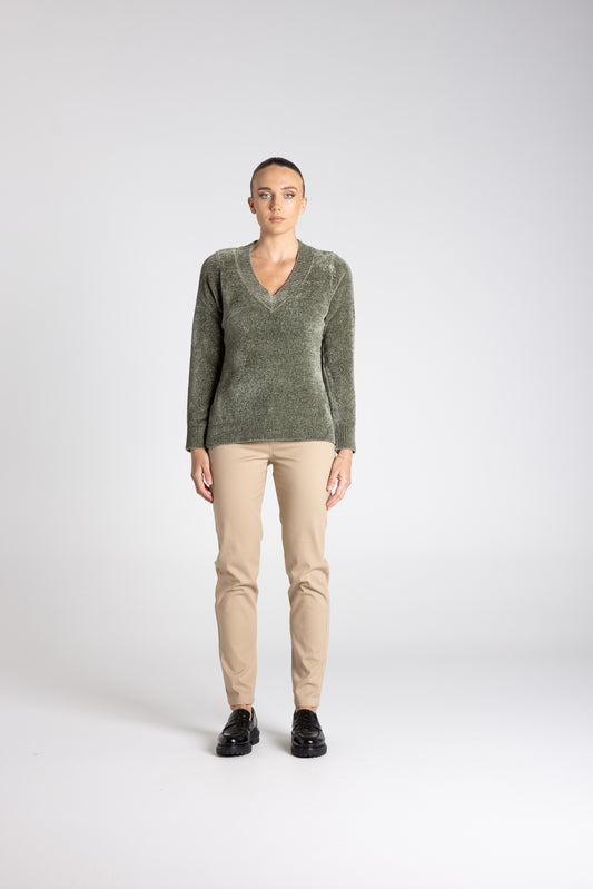 CHENILLE KNIT V-NECK