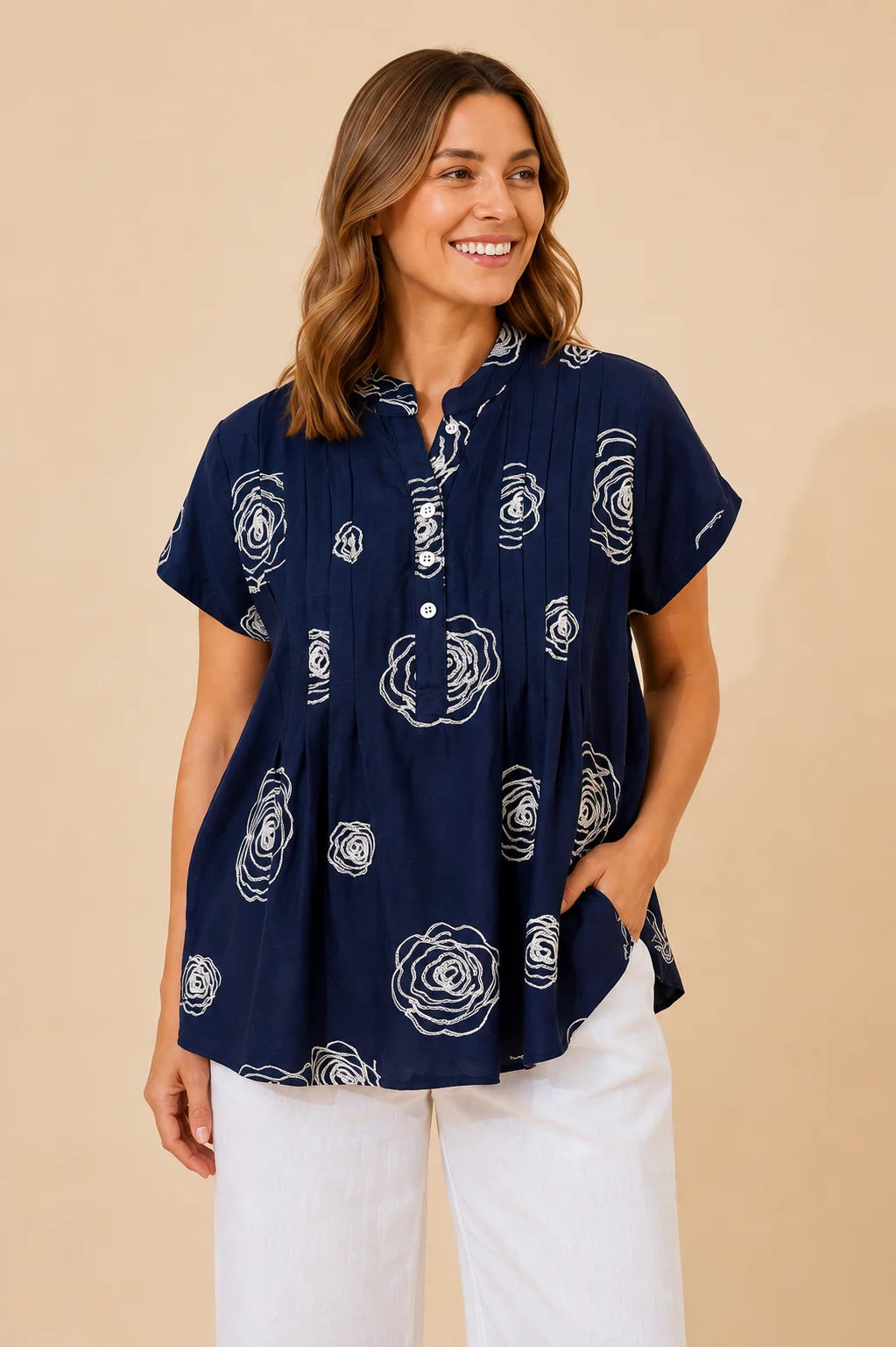 RENOMA EMBROIDERED TOP