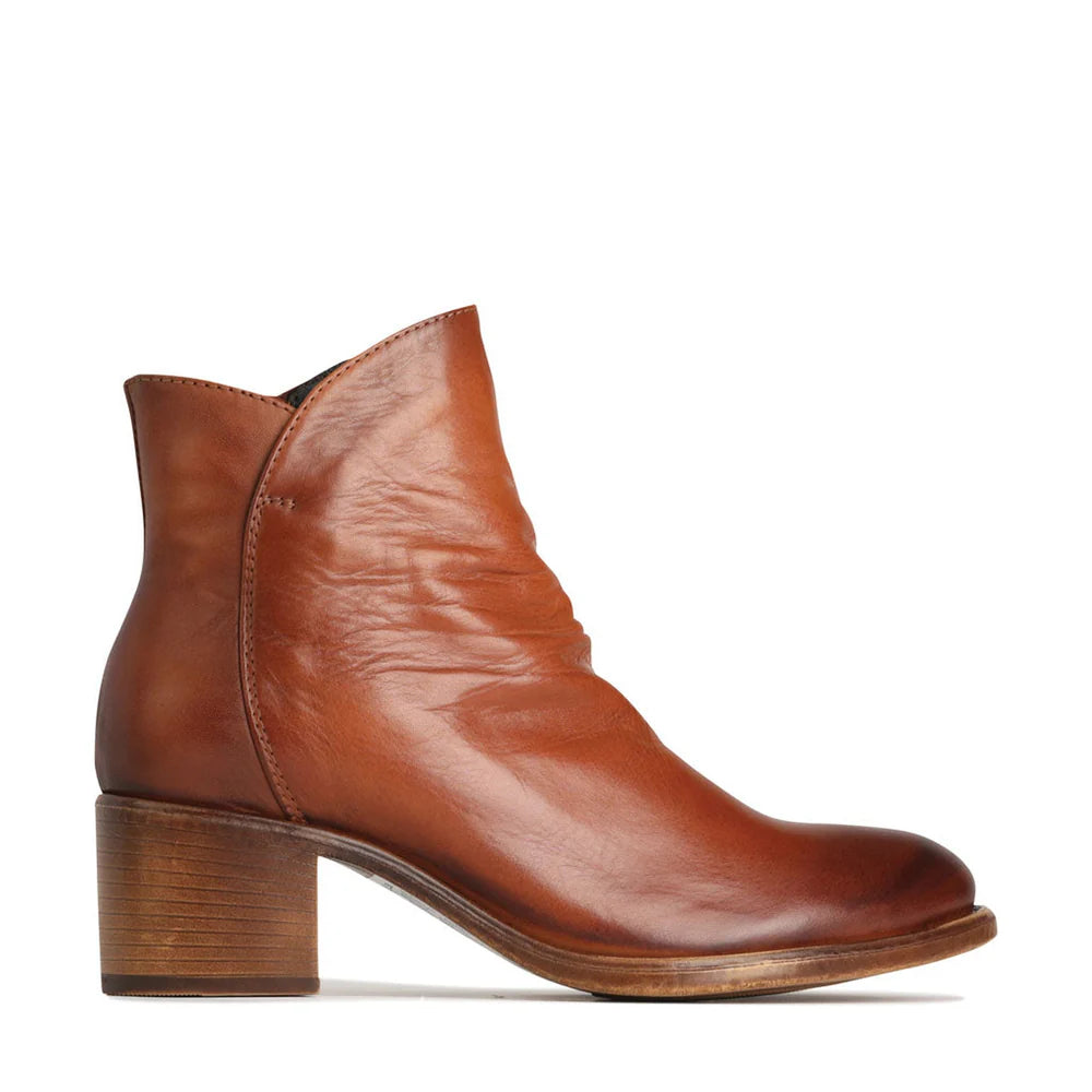 ROBBI ANKLE BOOT