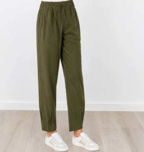 SUPREME TUCK PANT