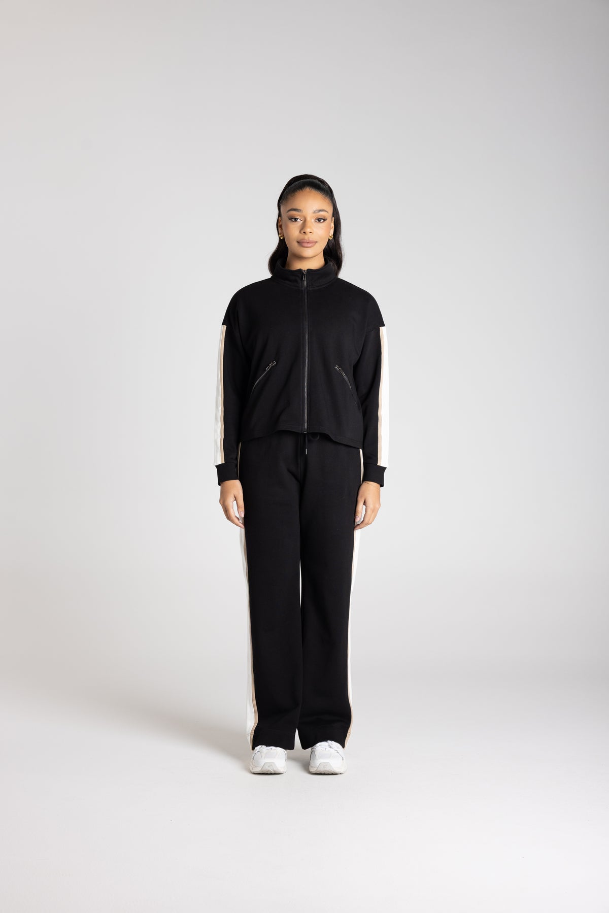 DROPPED SHOULDER JACKET