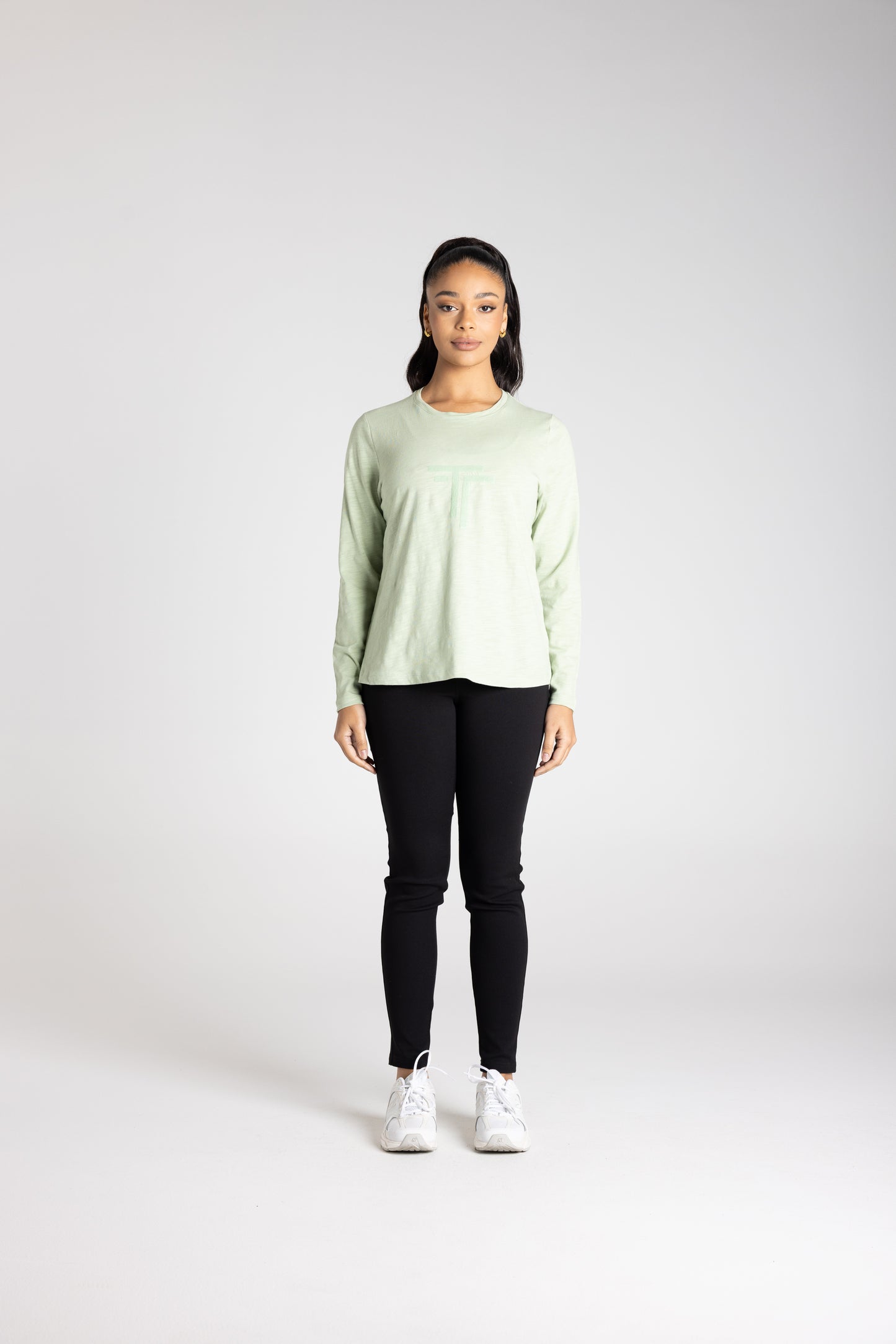 LONG SLEEVE CREW SEQUINS