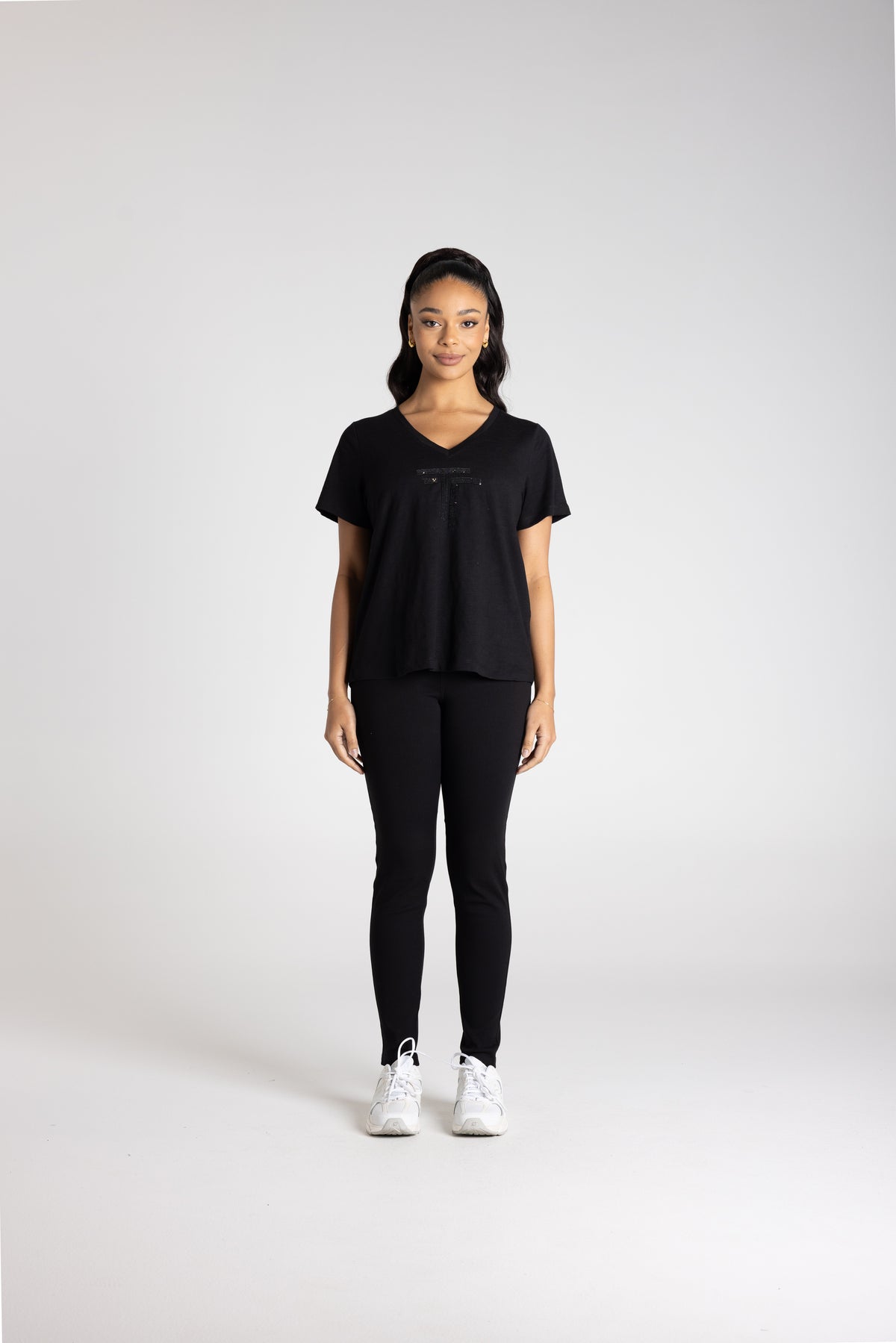 V NECK TSHIRT SEQUINS